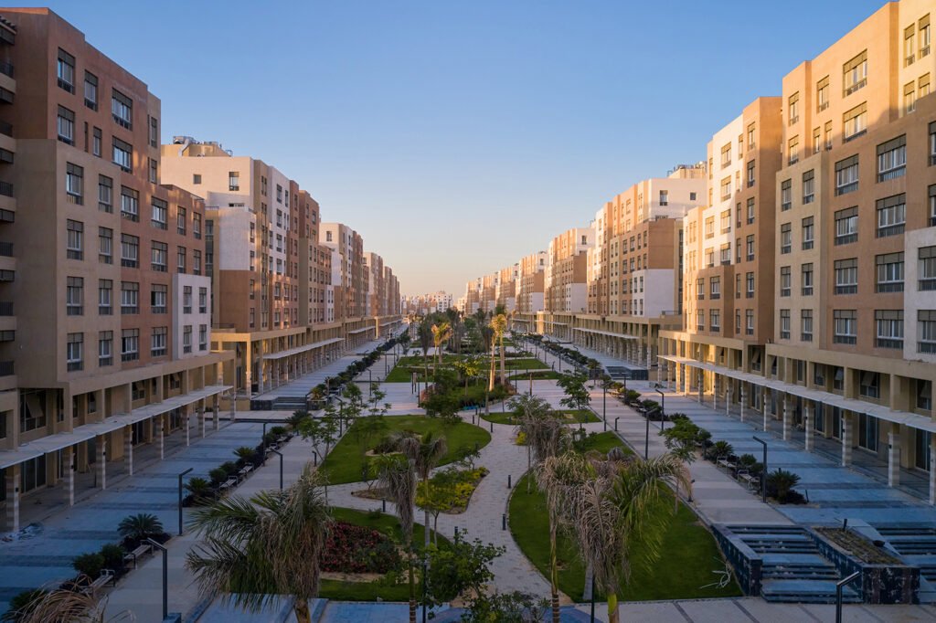 صورة حية من كموبند المقصد بالعاصمة الإدارية 