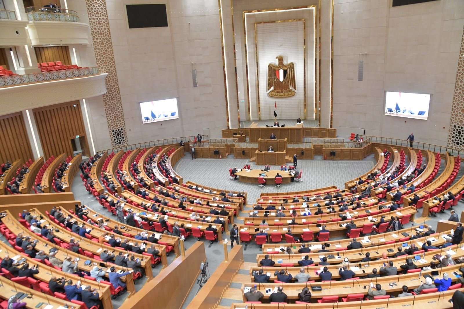 مجلس النواب يقر العلاوات والحوافز الجديدة للعاملين بالدولة